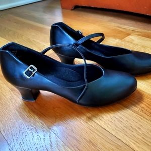 Capezio Mary Jane tap shoes